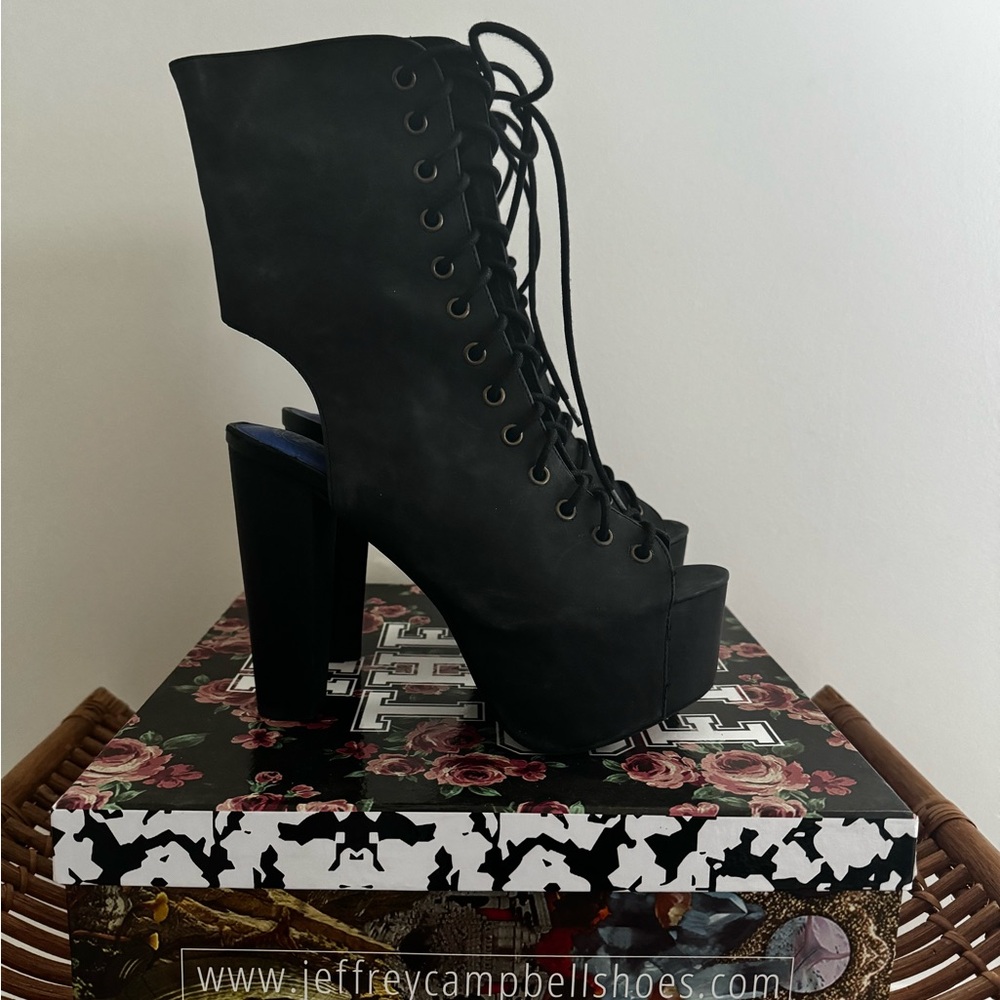 Nordstrom Black Lace Up Boots Rugged Tactical Design
